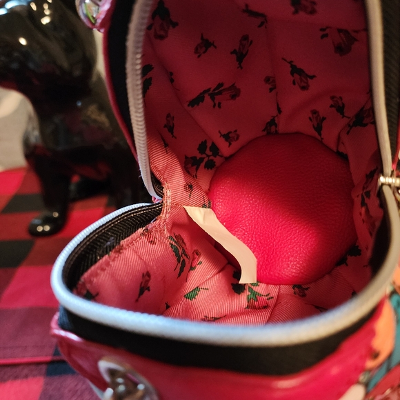 Betsey Johnson Original Bubblegum Machine Bag - Picture 4 of 15